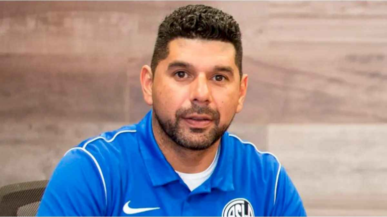 escandalo-con-nestor-ortigoza-en-san-lorenzo:-se-publicaron-videos-agrediendo-a-la-expareja-y-el-club-pide-la-renuncia