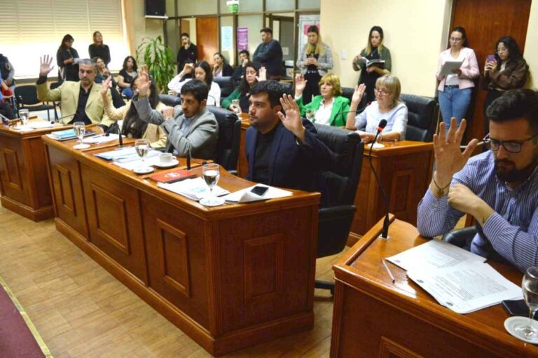 concejales-reclaman-formalmente-que-se-suspenda-la-prohibicion-de-cobro-de-tasas-via-facturacion-de-servicios-publicos