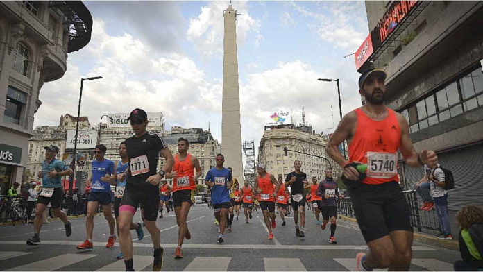 se-realiza-la-maraton-de-buenos-aires-42k:-cuando-es-y-que-recorrido-se-hace