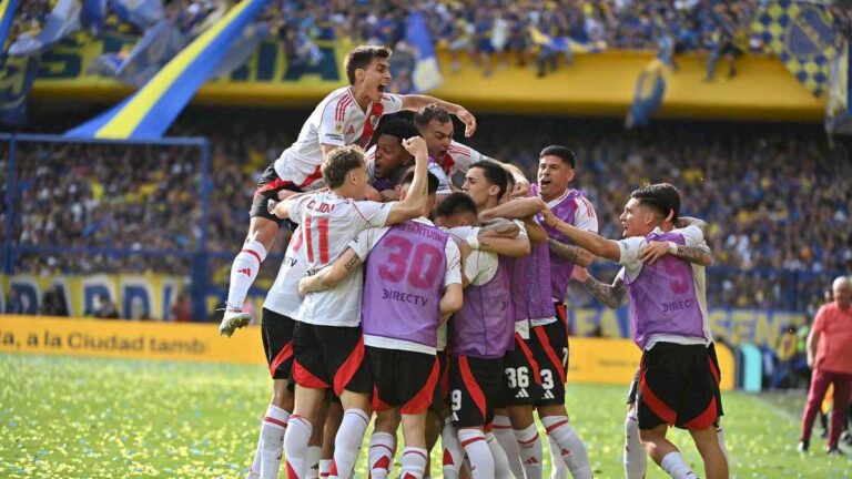 con-poco,-river-le-gano-a-boca-un-superclasico-cargado-de-tensiones-y-un-final-a-pura-polemica