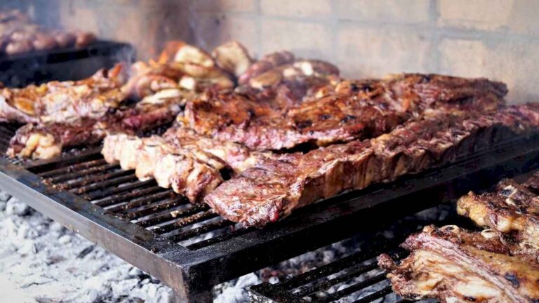 golpe-al-paladar:-la-mayoria-de-los-argentinos-dejo-de-hacer-asado