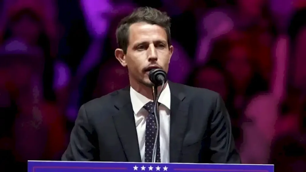 escandalo-en-un-mitin-de-trump:-comediante-llamo-isla-de-basura-a-puerto-rico