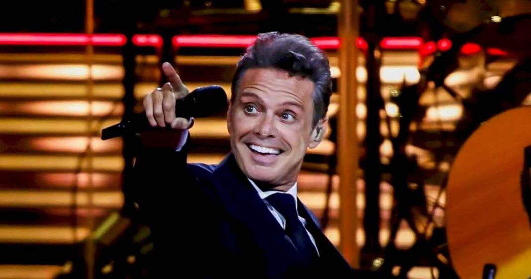 luis-miguel-y-sus-vinculos-con-el-poder-politico-mexicano:-canto-en-los-15-de-la-hija-de-un-presidente-y-en-la-boda-de-otra,-por-que?