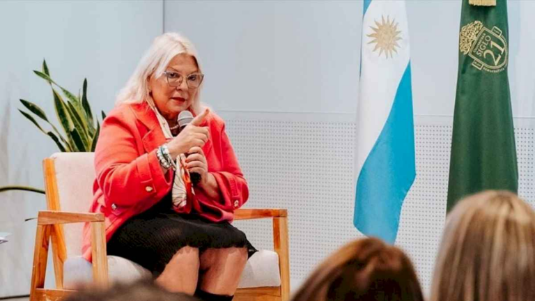 lilita-carrio-volvio-a-distanciarse-del-gobierno-y-fulmino-al-ministro-de-economia