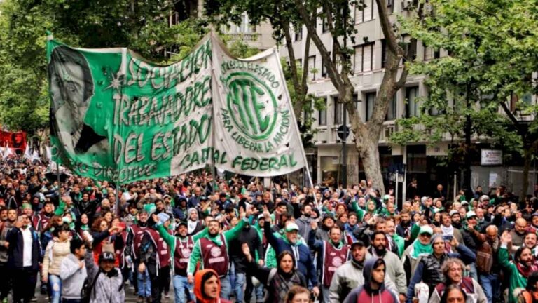 ate-rechazo-la-paritaria-que-el-gobierno-ofrecio-para-este-mes