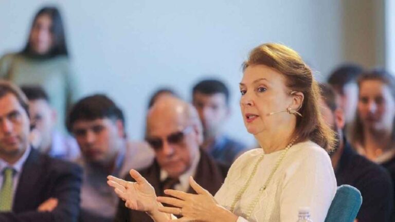 las-palabras-con-las-que-adorni-justifico-el-despido-de-diana-mondino