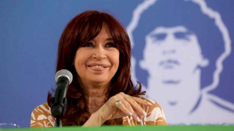 cristina-fernandez-de-kirchner,-es-la-presidenta-del-partido-justicialista