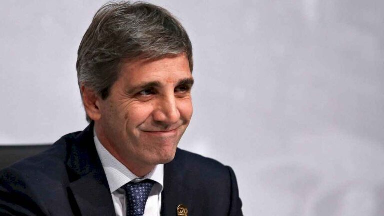 luis-caputo-anuncio-el-fin-de-la-primera-etapa-del-blanqueo-de-capitales:-se-exteriorizaron-u$s22.500-millones