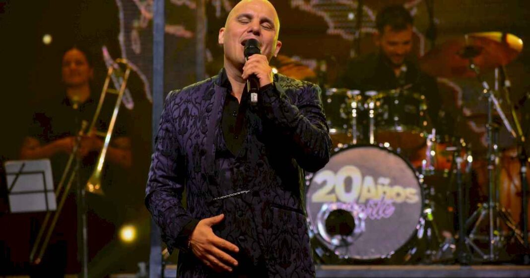 angel-carabajal-y-una-vida-de-pelicula:-de-nino-salia-a-pedir-limosna-y-hoy-recorre-el-mundo-con-shows-de-musica-y-danza