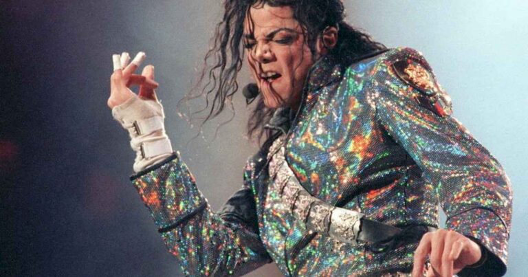 la-pelicula-de-michael-jackson-se-vuelve-a-rodar,-en-medio-de-un-drama-detras-de-camaras-por-abusos-sexuales