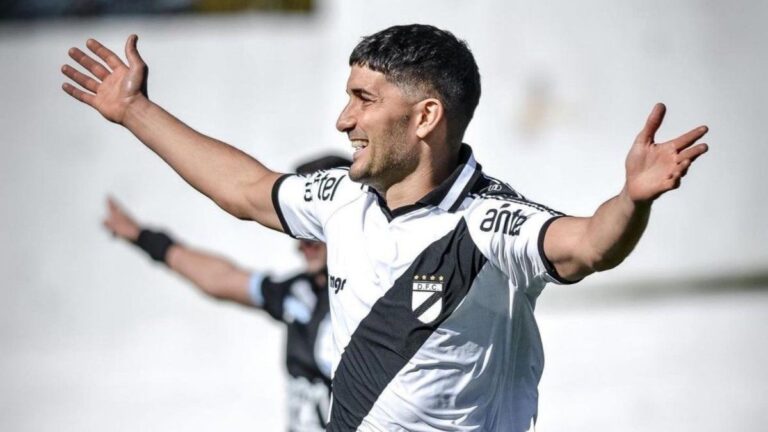 Nicolás Blandi es refuerzo en Barracas Central