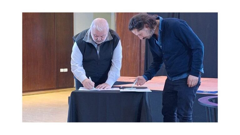 El Municipio y FLACSO firmaron un acuerdo