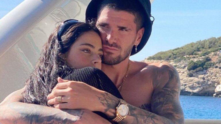 Un pasó más allá: la señal que indicaría que Tini Stoessel y Rodrigo De Paul se comprometieron