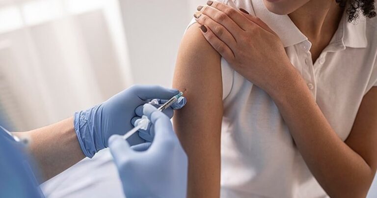 La vacuna contra la fiebre amarilla deja de ser gratuita en CABA y otras provincias: la explicación del Gobierno