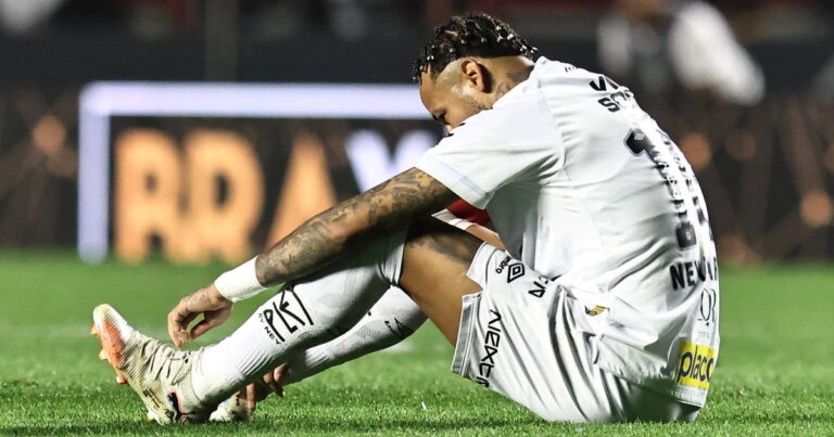 Papelón de Neymar en el Santos: llega Sampaoli?