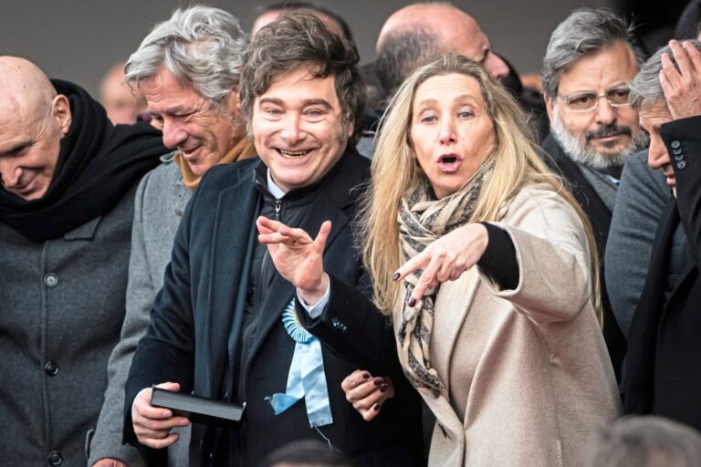 Armados provisionales y muchos heridos