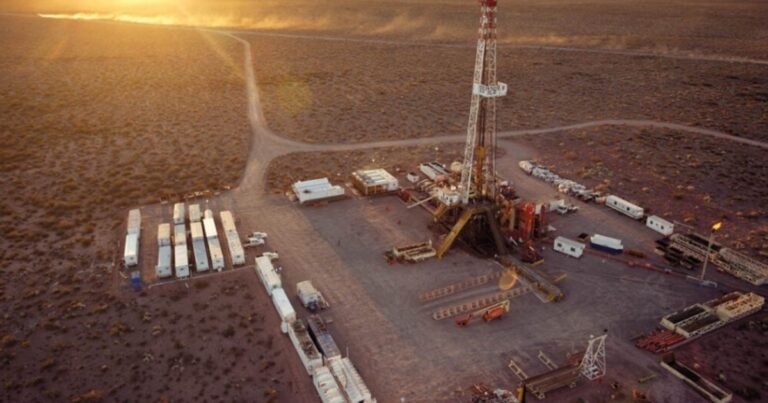 Llega una petrolera brasileña a la Argentina en medio de la salida de multinacionales de Vaca Muerta