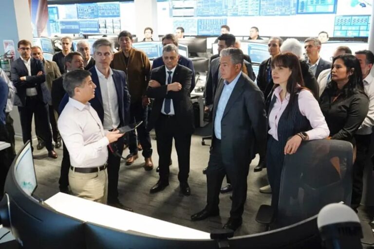 Qué dijo el gobernador Rolando Figueroa sobre el nuevo y moderno centro de operaciones de YPF?