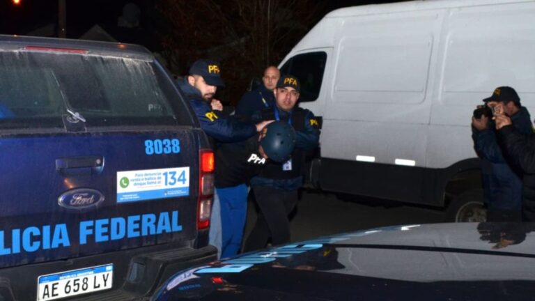 Tras su fuga a Chile, extraditan a femicida y espera condena en Esquel