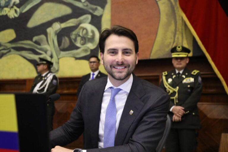 Niels Olsen investiga a la asambleísta correísta por presunto cobro de diezmos