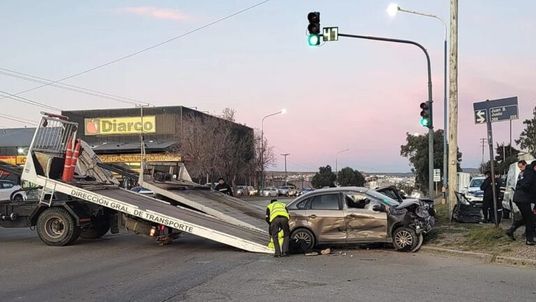 Fatal accidente en Comodoro Rivadavia: una joven murió en un choque