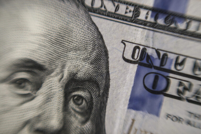 Dólar blue, dólar hoy: a cuánto cotizan el viernes 29 de agosto de 2025