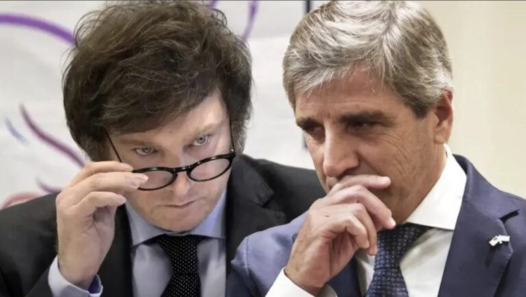 El dólar llegó a $1.460 y los mercados se hundieron luego del fracaso de Milei