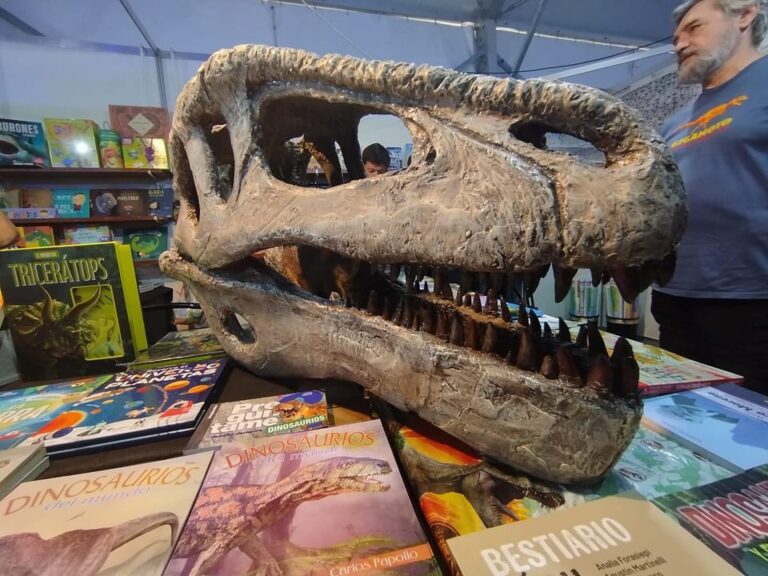 Las actividades este fin de semana en la Feria del Libro en Neuquén