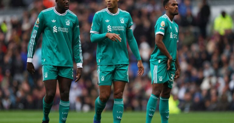 Ya sin Alexis Mac Allister, el Liverpool iguala sin goles ante Burnley