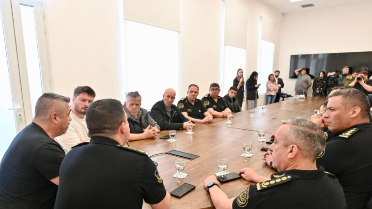 El Gobierno de Chubut anunció aumentos salariales para la Policía