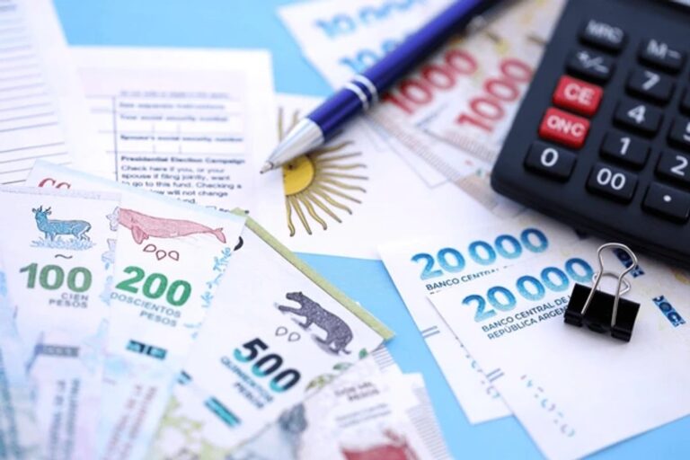 Preocupación en Santa Cruz: desdoblaron los salarios estatales y crece la duda por el aguinaldo